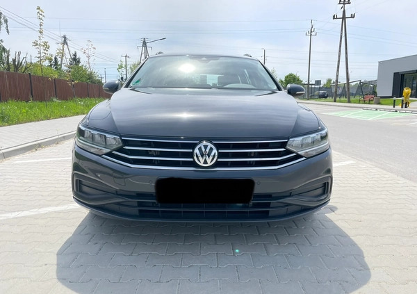 Volkswagen Passat cena 88499 przebieg: 77500, rok produkcji 2020 z Warszawa małe 191